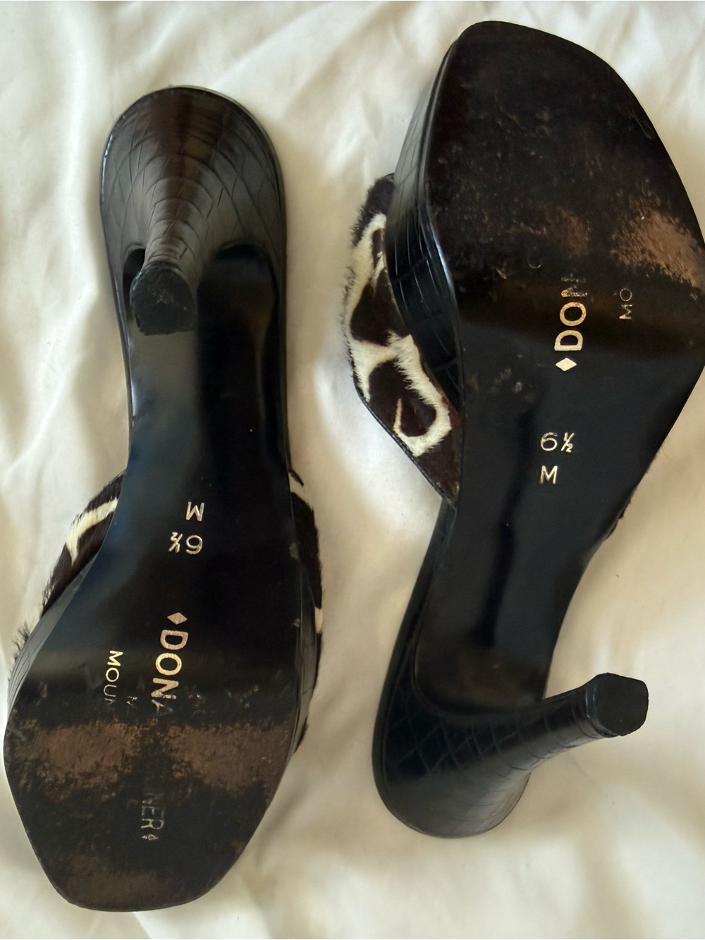 Vintage Donald J Pliner Calf Hair Giraffe Print Platform Mule Heel 6.5 Italy Y2K - Picture 9 of 16